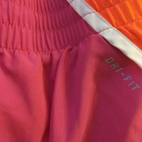 Nike Running Shorts - Picture 3 of 3